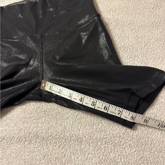 Lululemon Align High-Rise Bike Shorts Shine
Radiate Foil Print Black Sparkle - Picture 8 of 12